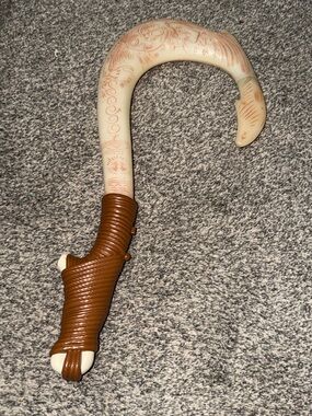 Disney Maui’s Magical Fish Hook Toy 20” lights up/sounds